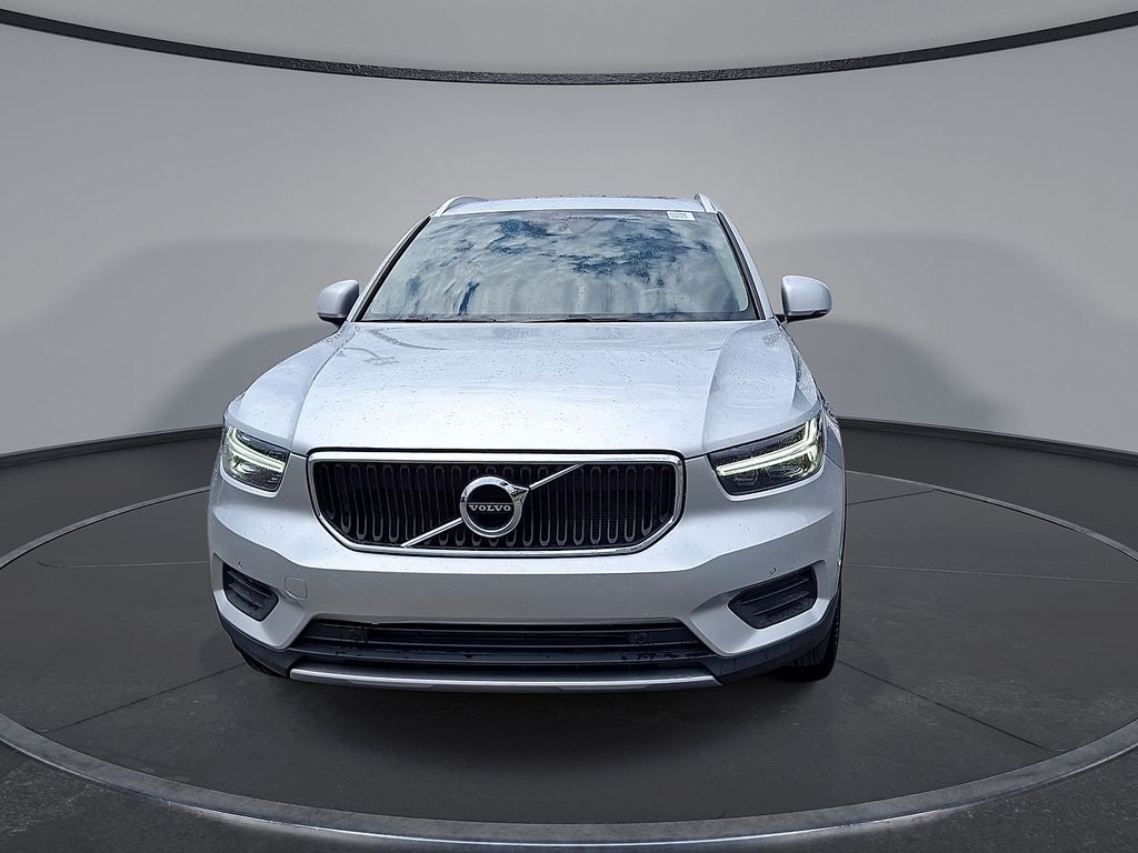 2019 Volvo XC40 Momentum