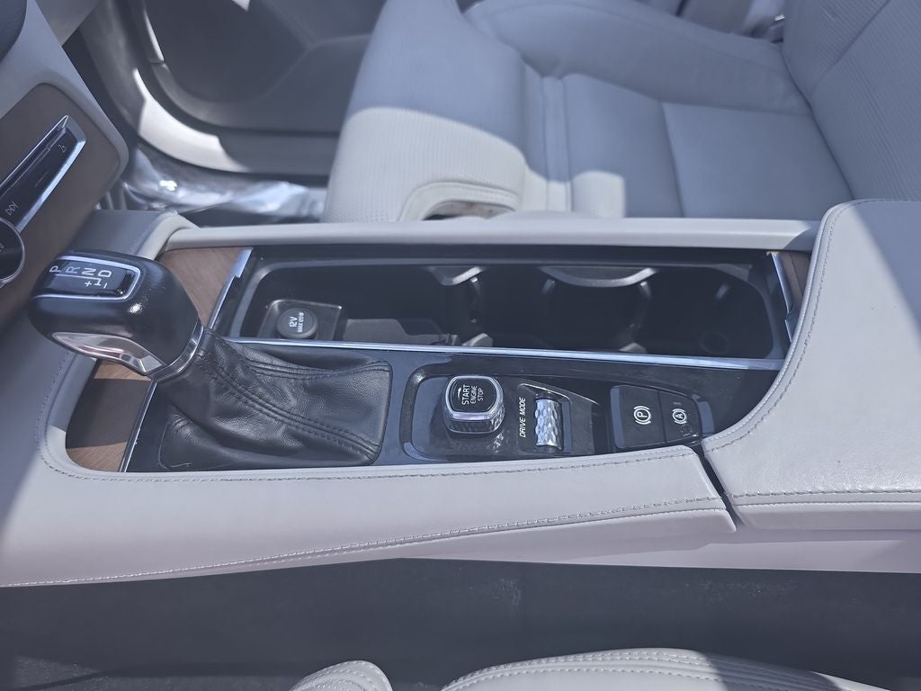 2020 Volvo XC90 T6 Inscription