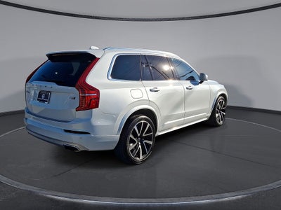 2021 Volvo XC90 T6 Momentum