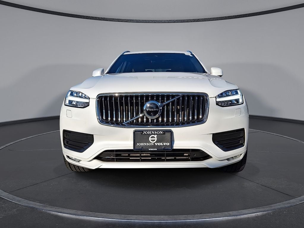 2021 Volvo XC90 T6 Momentum