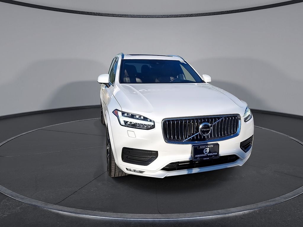 2021 Volvo XC90 T6 Momentum