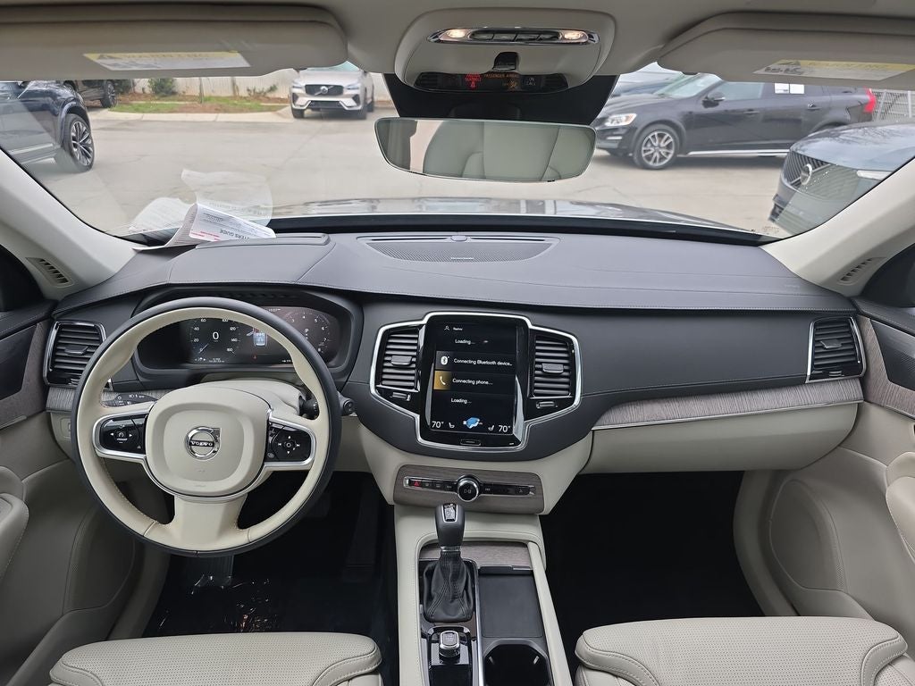 2022 Volvo XC90 T6 Inscription