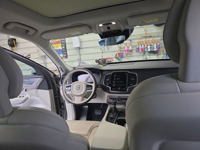 2022 Volvo XC90 T6 Inscription