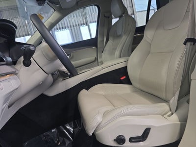 2022 Volvo XC90 T6 Inscription
