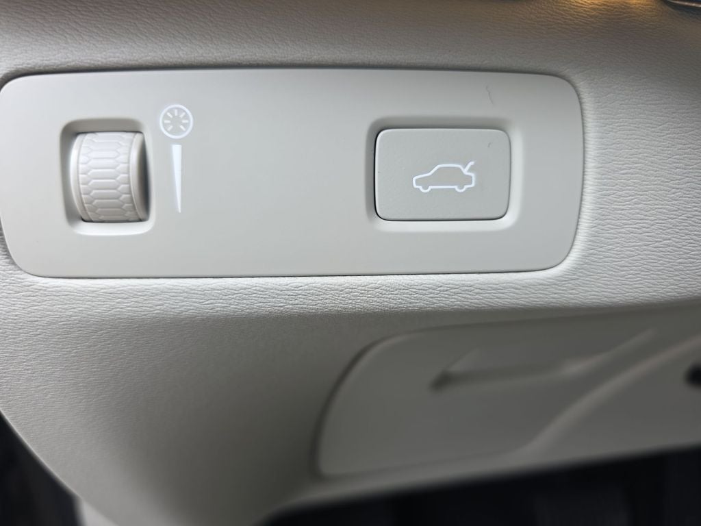 2022 Volvo XC90 T6 Inscription