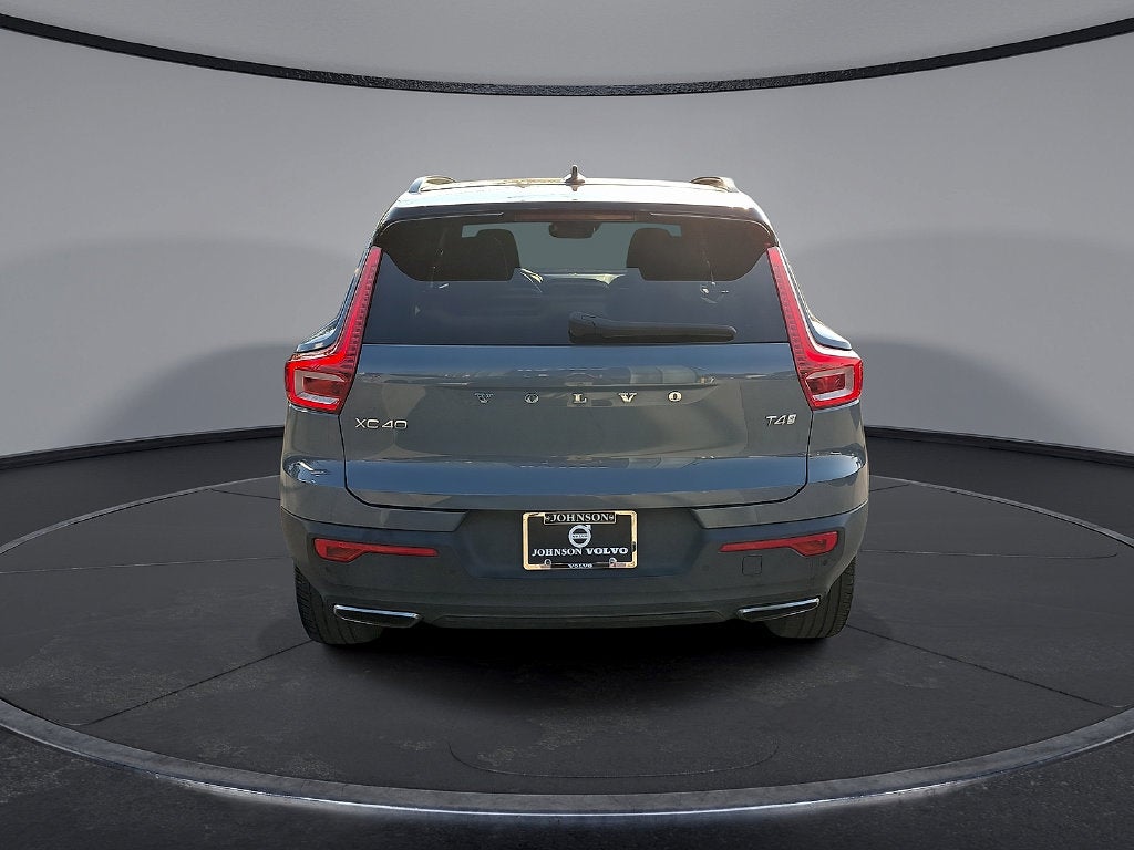 2020 Volvo XC40 R-Design