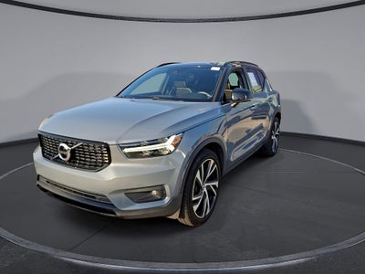 2020 Volvo XC40 R-Design