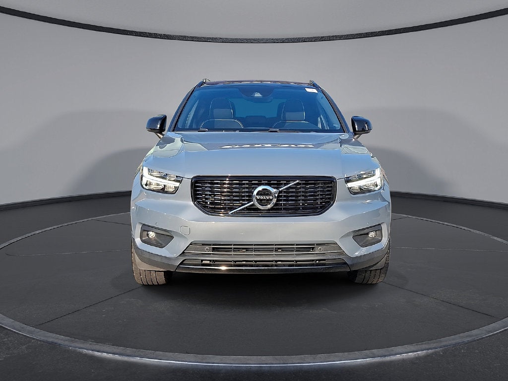2020 Volvo XC40 R-Design