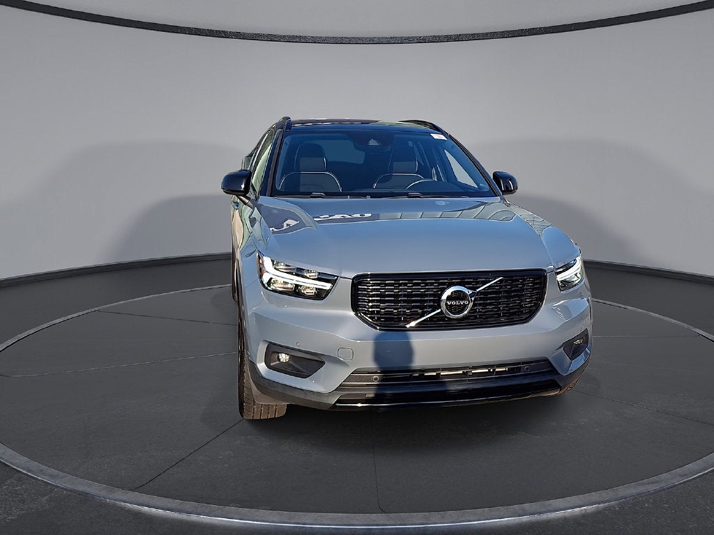2020 Volvo XC40 R-Design