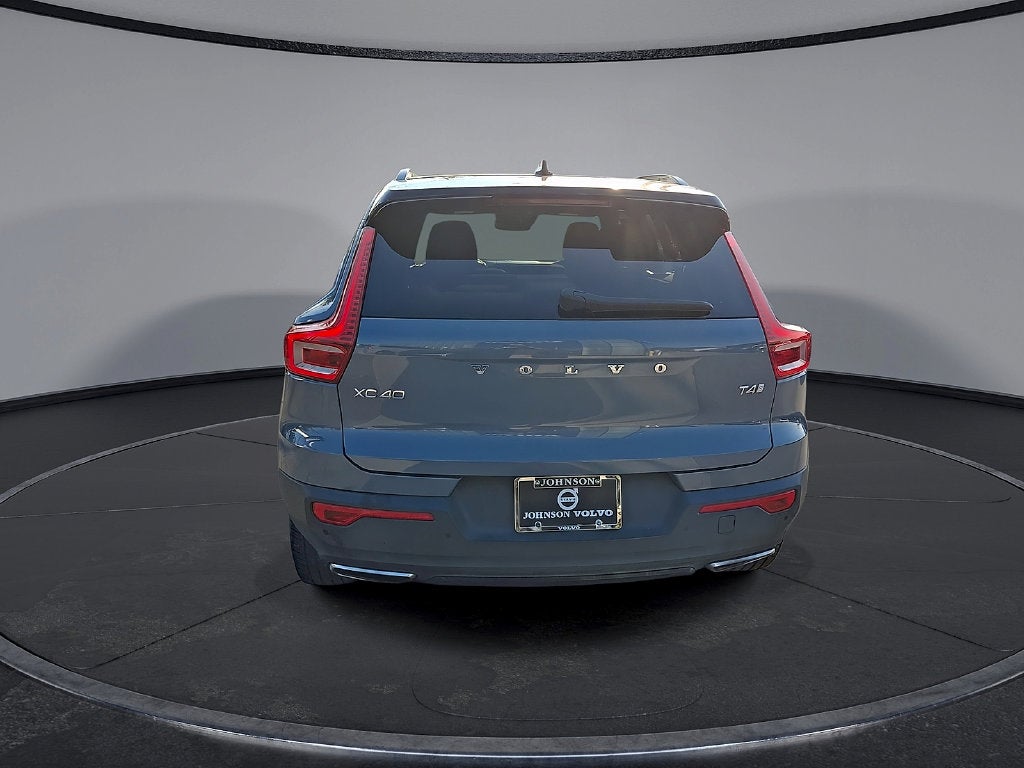 2020 Volvo XC40 R-Design