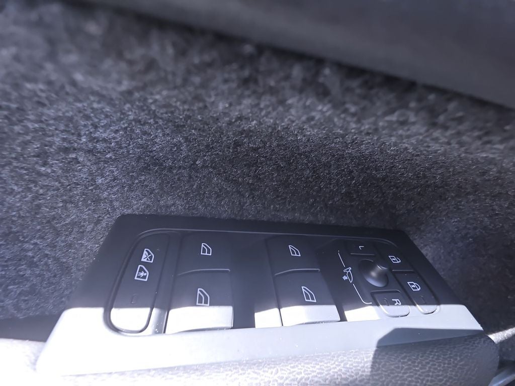 2023 Volvo C40 Recharge Pure Electric Ultimate