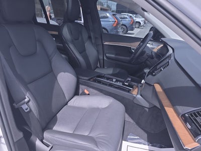 2023 Volvo XC90 Recharge Plug-In Hybrid T8 Plus Dark Theme 7 Passenger