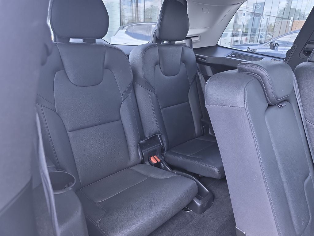 2023 Volvo XC90 Recharge Plug-In Hybrid T8 Plus Dark Theme 7 Passenger