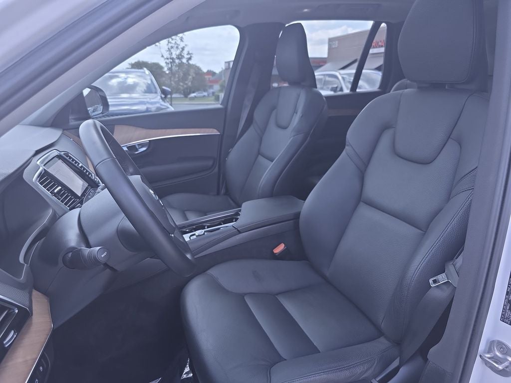 2023 Volvo XC90 Recharge Plug-In Hybrid T8 Plus Dark Theme 7 Passenger