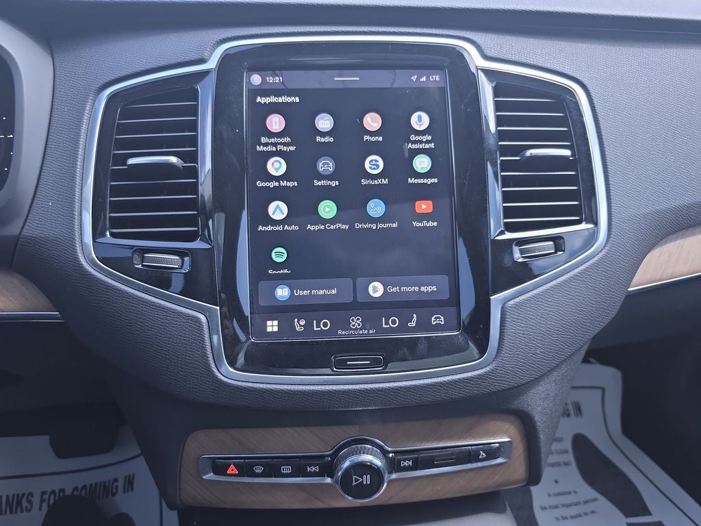 2023 Volvo XC90 Recharge Plug-In Hybrid T8 Plus Dark Theme 7 Passenger