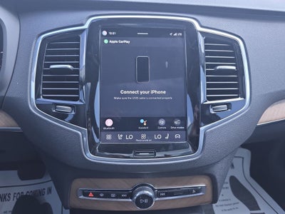 2023 Volvo XC90 Recharge Plug-In Hybrid T8 Plus Dark Theme 7 Passenger