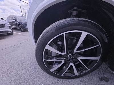 2023 Volvo XC90 Recharge Plug-In Hybrid T8 Plus Dark Theme 7 Passenger