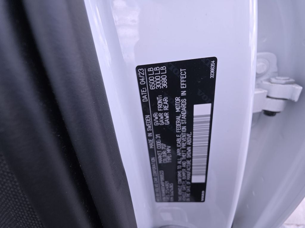 2023 Volvo XC90 Recharge Plug-In Hybrid T8 Plus Dark Theme 7 Passenger