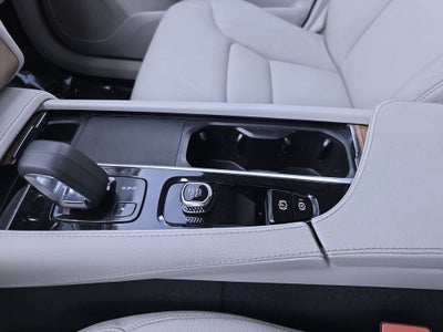 2022 Volvo XC90 Recharge Plug-In Hybrid T8 Inscription Expression Extended Range 7P