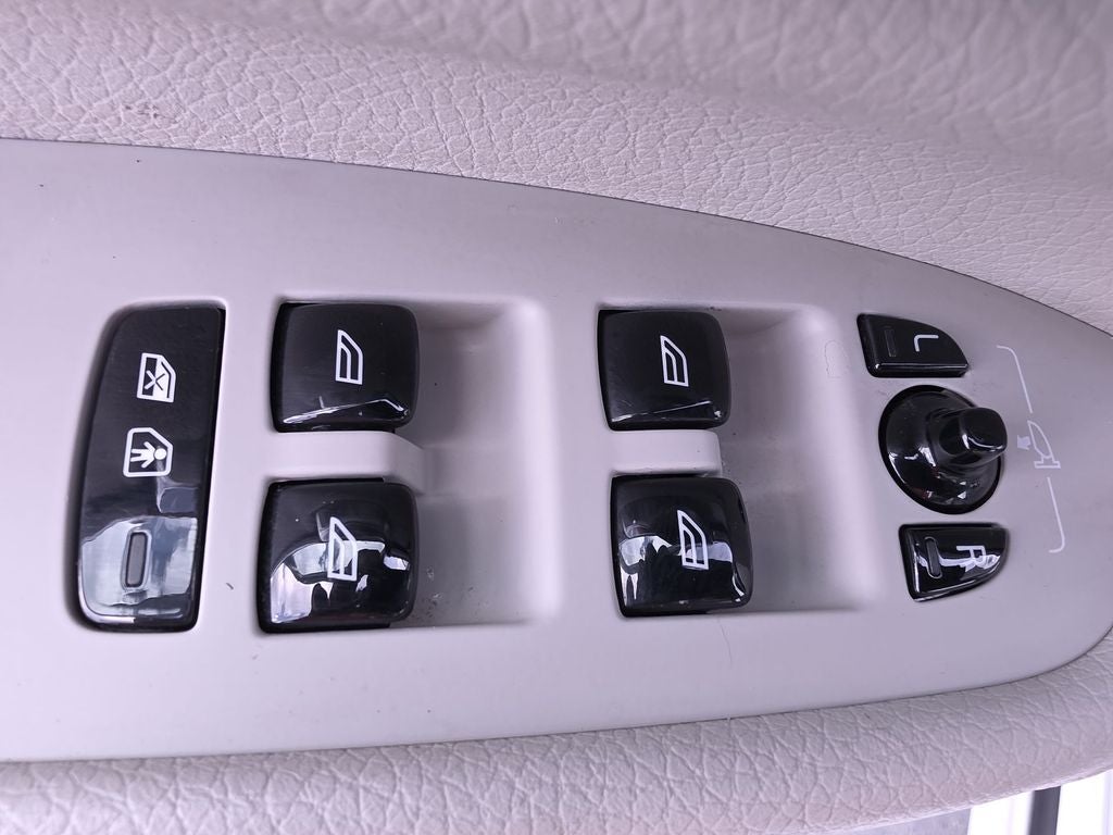 2022 Volvo XC90 Recharge Plug-In Hybrid T8 Inscription Expression Extended Range 7P