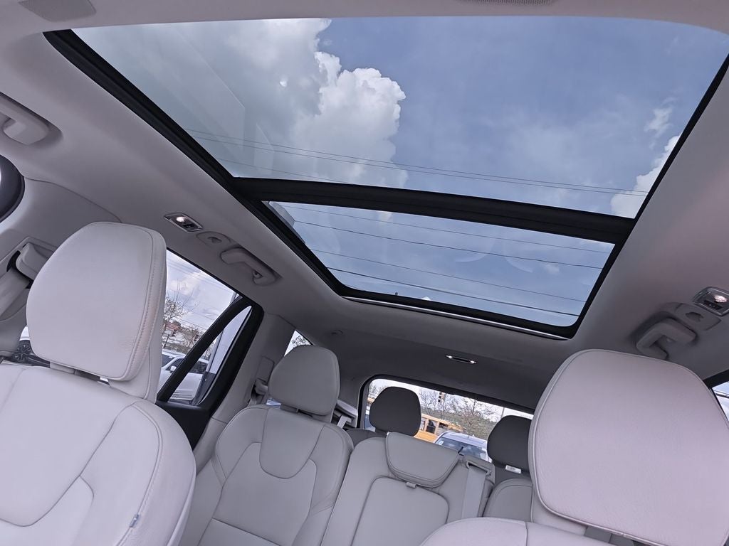 2022 Volvo XC90 Recharge Plug-In Hybrid T8 Inscription Expression Extended Range 7P