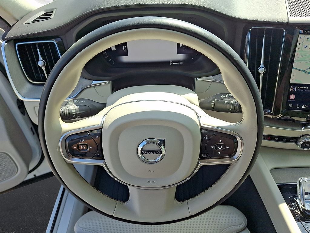 2023 Volvo XC60 Recharge Plug-In Hybrid Ultimate