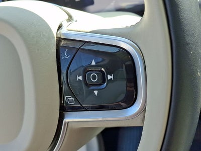 2023 Volvo XC60 Recharge Plug-In Hybrid Ultimate