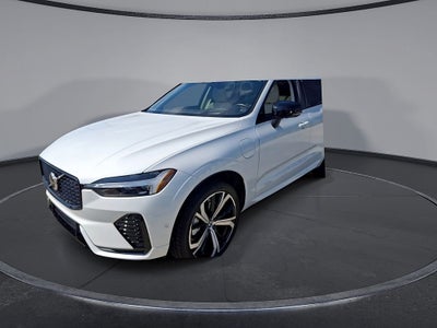 2023 Volvo XC60 Recharge Plug-In Hybrid Ultimate