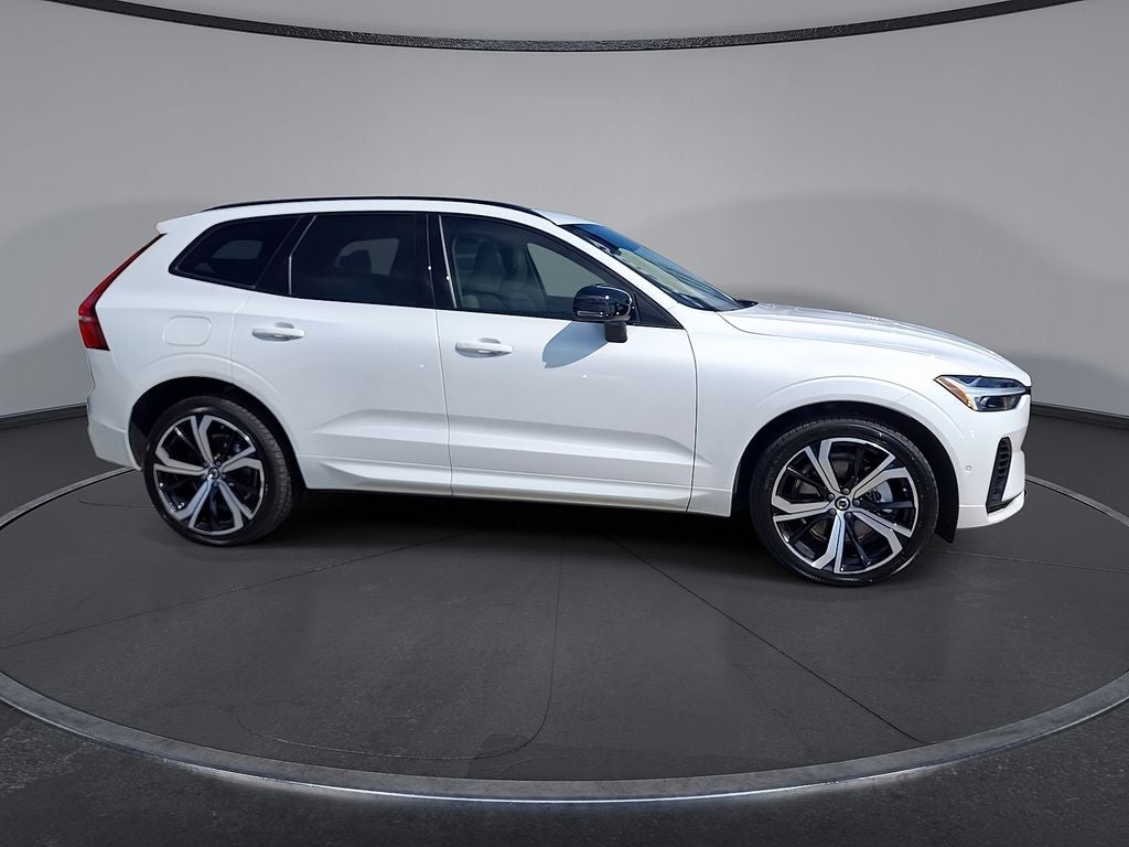 2023 Volvo XC60 Recharge Plug-In Hybrid Ultimate