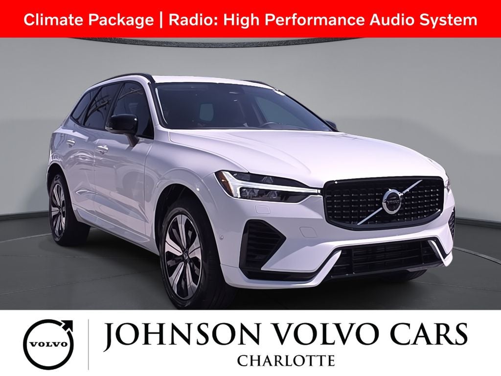 2023 Volvo XC60 Recharge Plug-In Hybrid T8 Plus Dark Theme