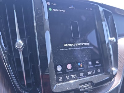 2023 Volvo XC60 Recharge Plug-In Hybrid T8 Plus Dark Theme