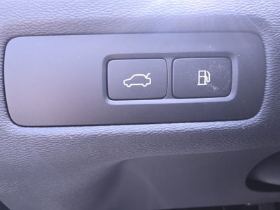 2023 Volvo XC60 Recharge Plug-In Hybrid T8 Plus Dark Theme