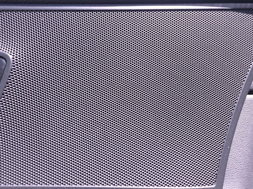 2023 Volvo XC60 Recharge Plug-In Hybrid T8 Plus Dark Theme