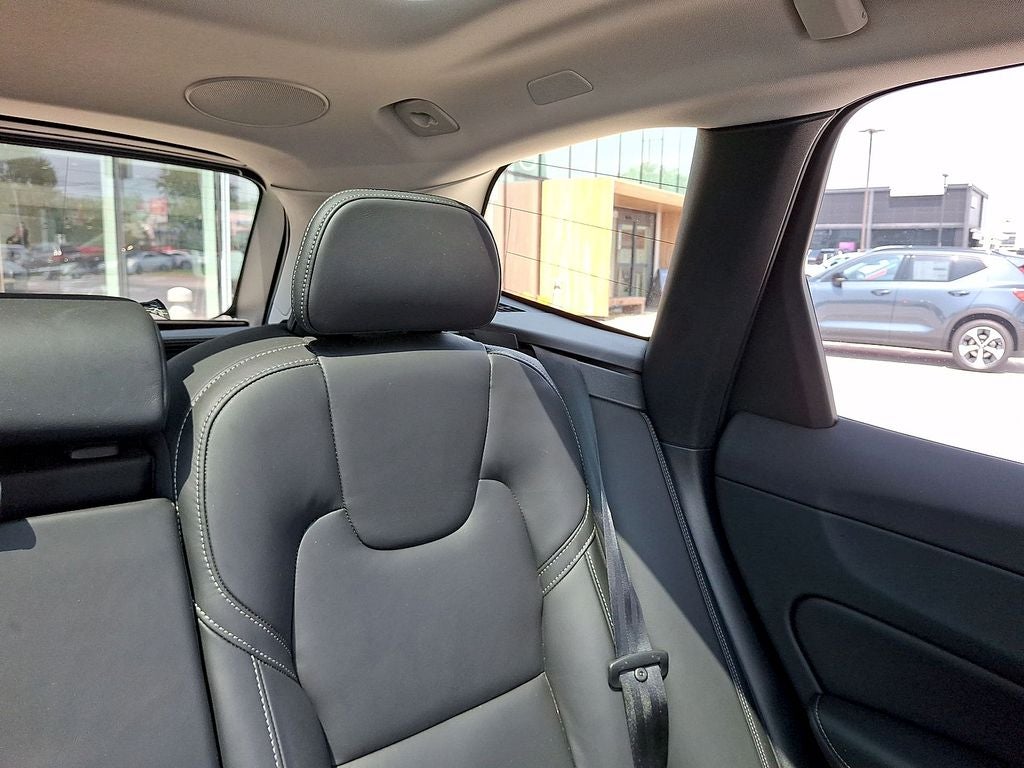 2023 Volvo XC60 Recharge Plug-In Hybrid Ultimate