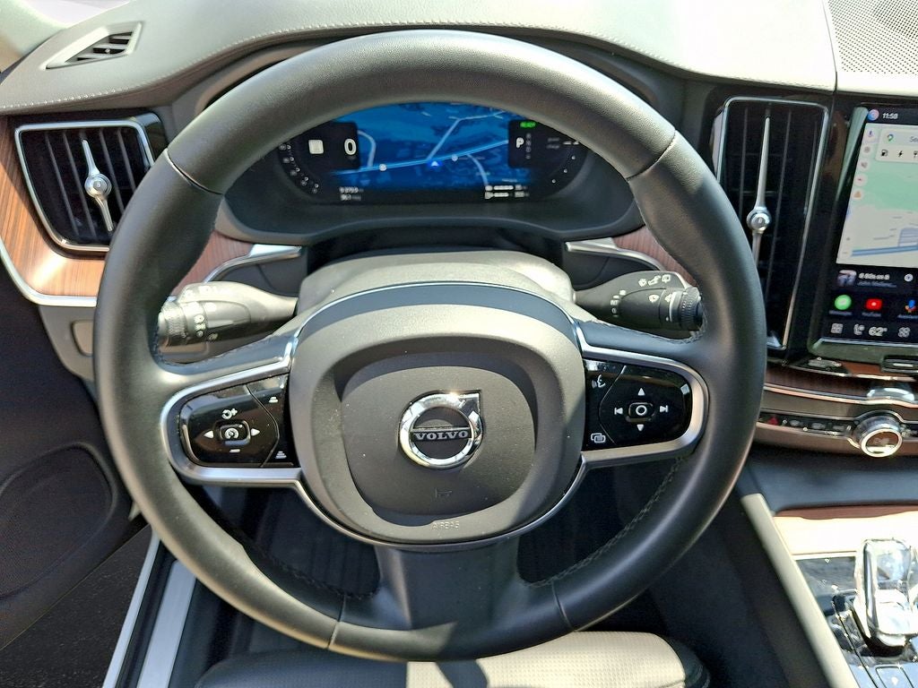 2023 Volvo XC60 Recharge Plug-In Hybrid Ultimate
