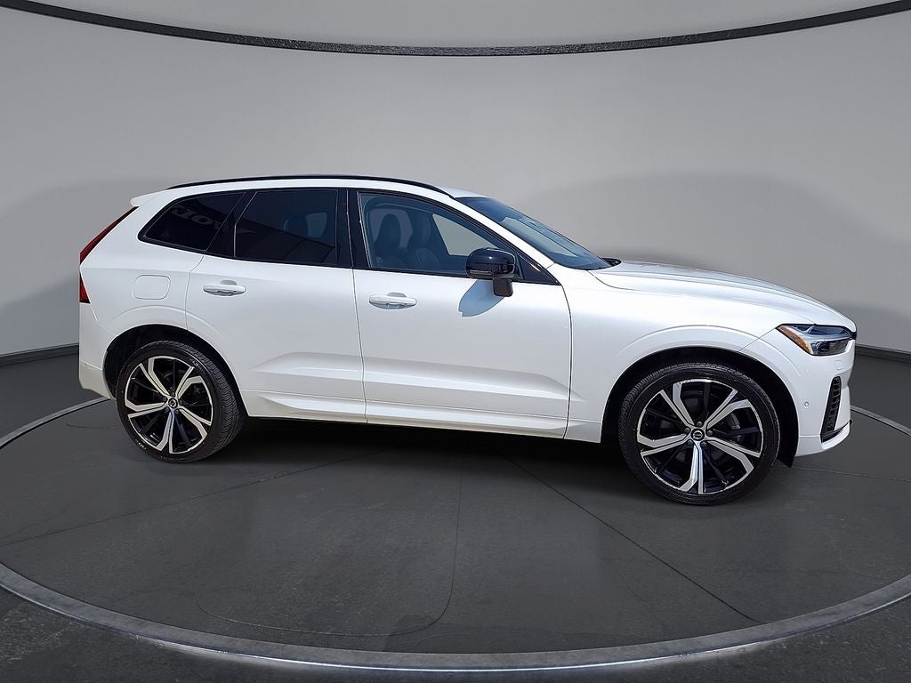 2023 Volvo XC60 Recharge Plug-In Hybrid Ultimate