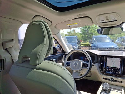 2023 Volvo XC60 Recharge Plug-In Hybrid Ultimate