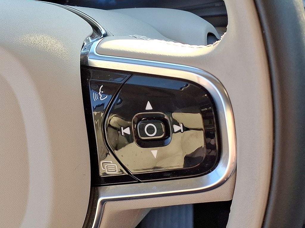2024 Volvo XC90 Recharge Plug-In Hybrid Ultimate