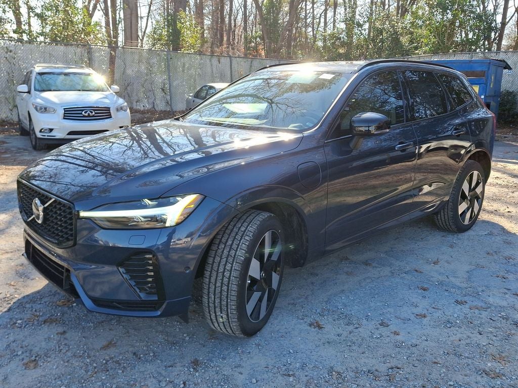 2025 Volvo XC60 Plug-In Hybrid T8 Plus