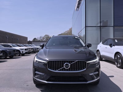 2023 Volvo XC60 B5 Plus Bright Theme