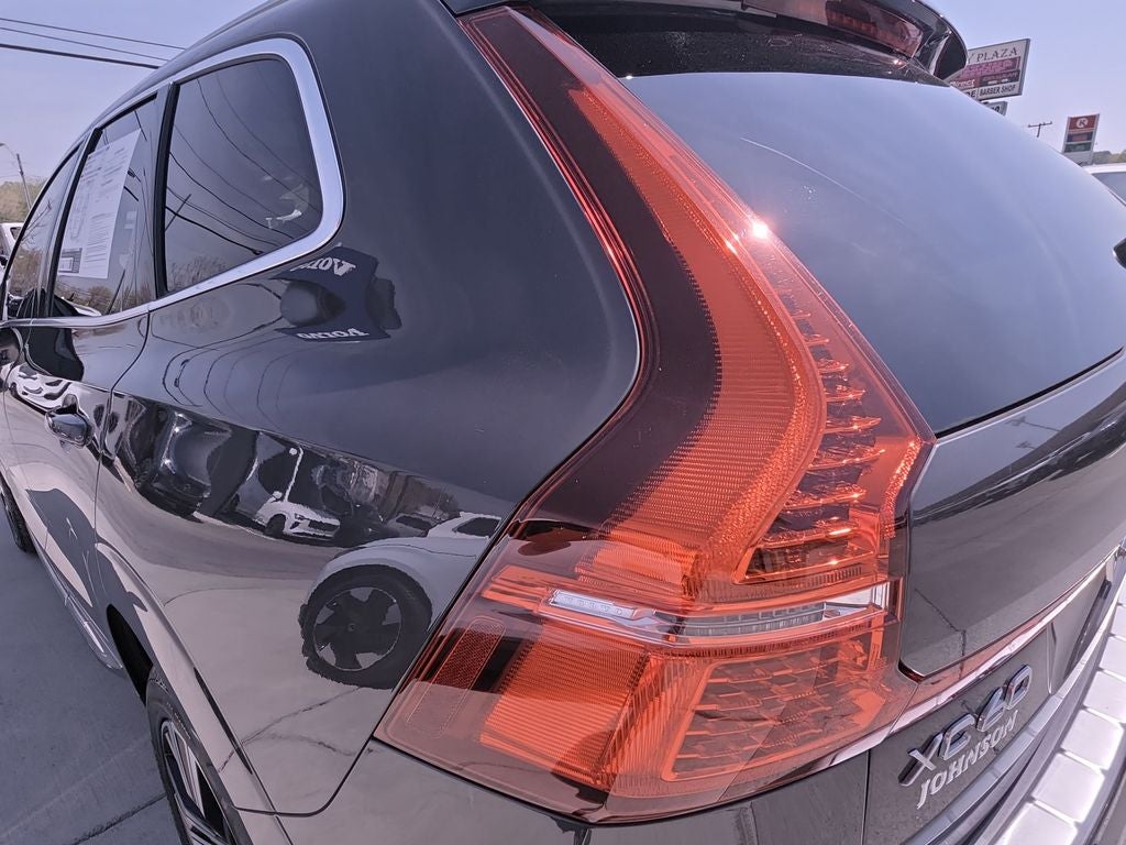 2023 Volvo XC60 B5 Plus Bright Theme