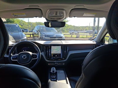 2022 Volvo XC60 B5 Inscription
