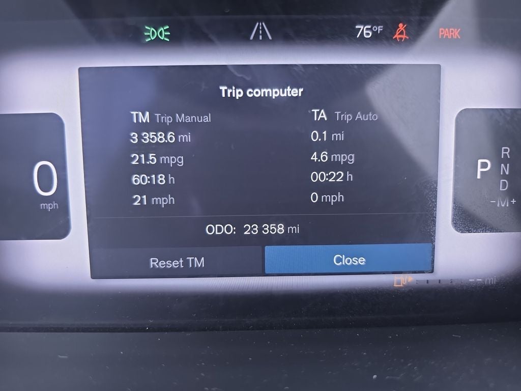 2023 Volvo XC90 B5 Plus