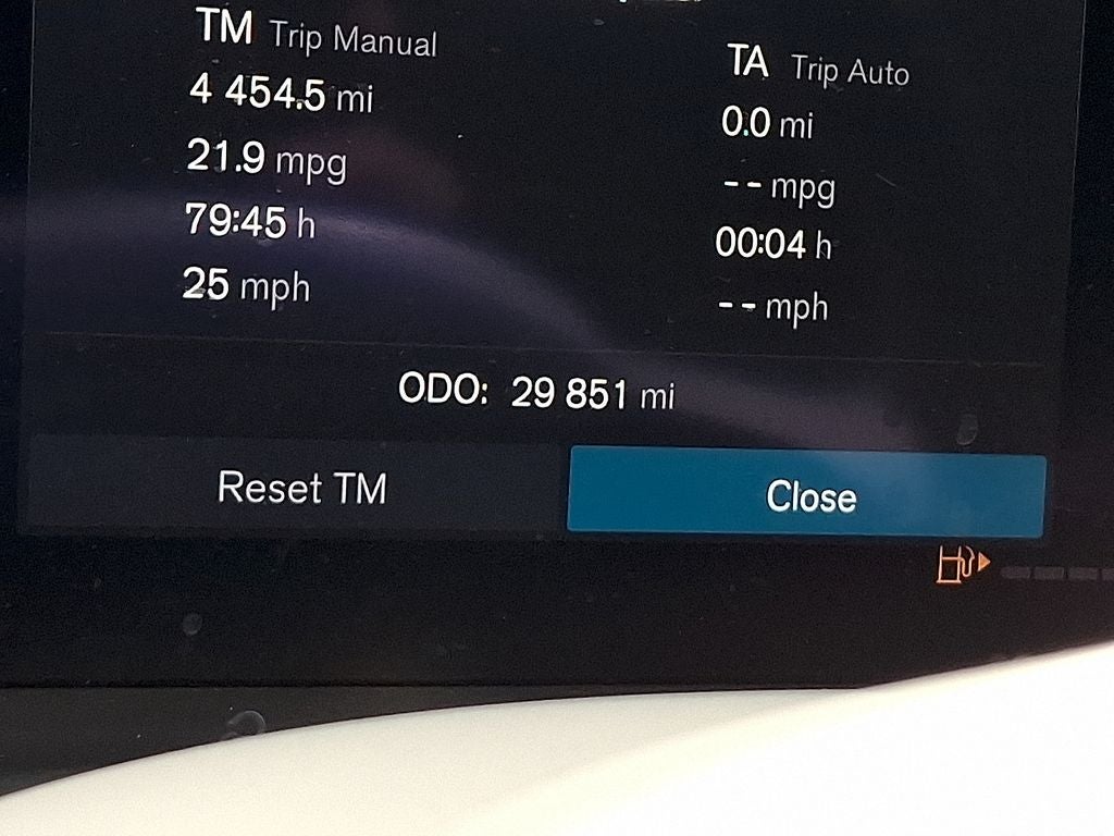 2023 Volvo XC90 B5 Core