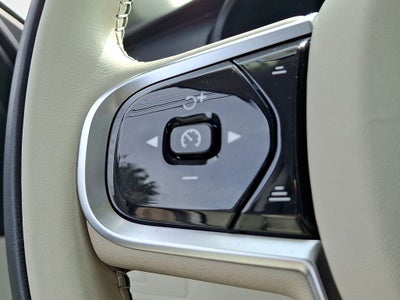 2023 Volvo XC90 B5 Core