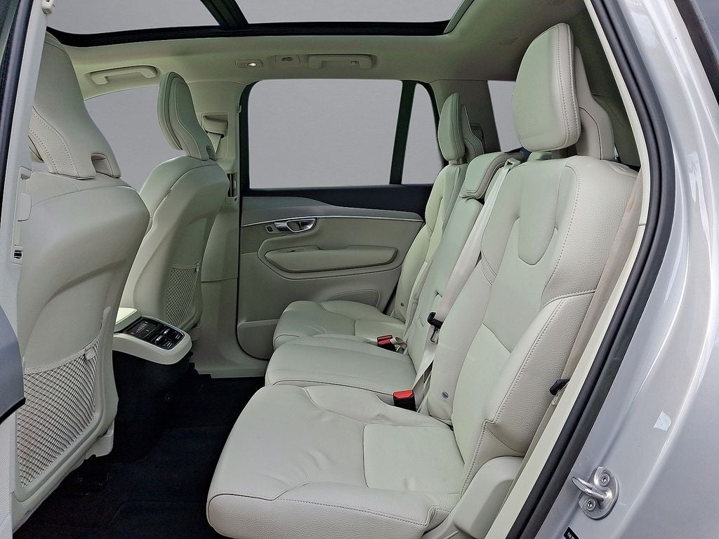2023 Volvo XC90 B5 Core