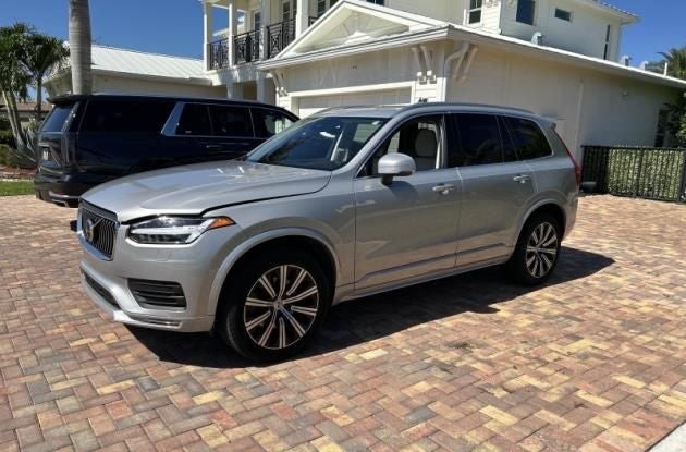 2023 Volvo XC90 B5 Core