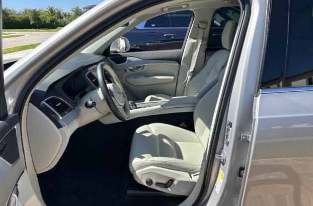 2023 Volvo XC90 B5 Core