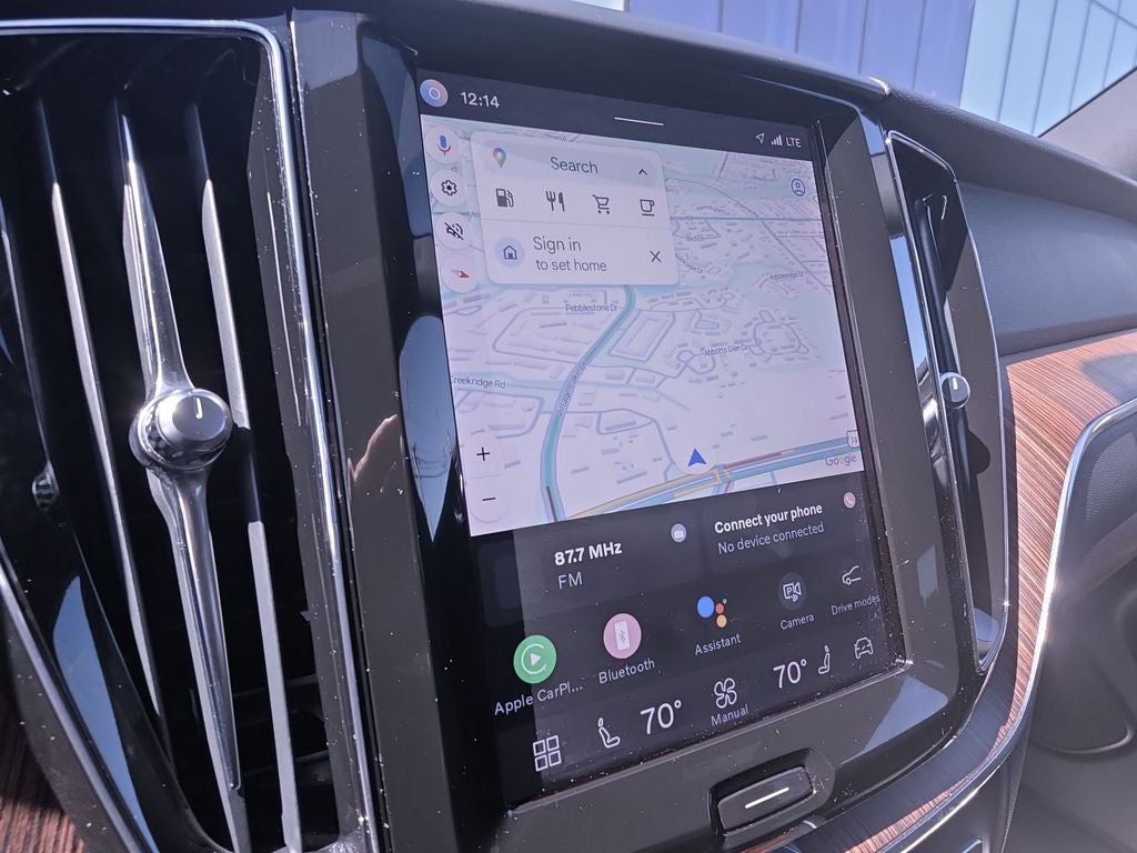 2023 Volvo XC60 B5 Plus Bright Theme