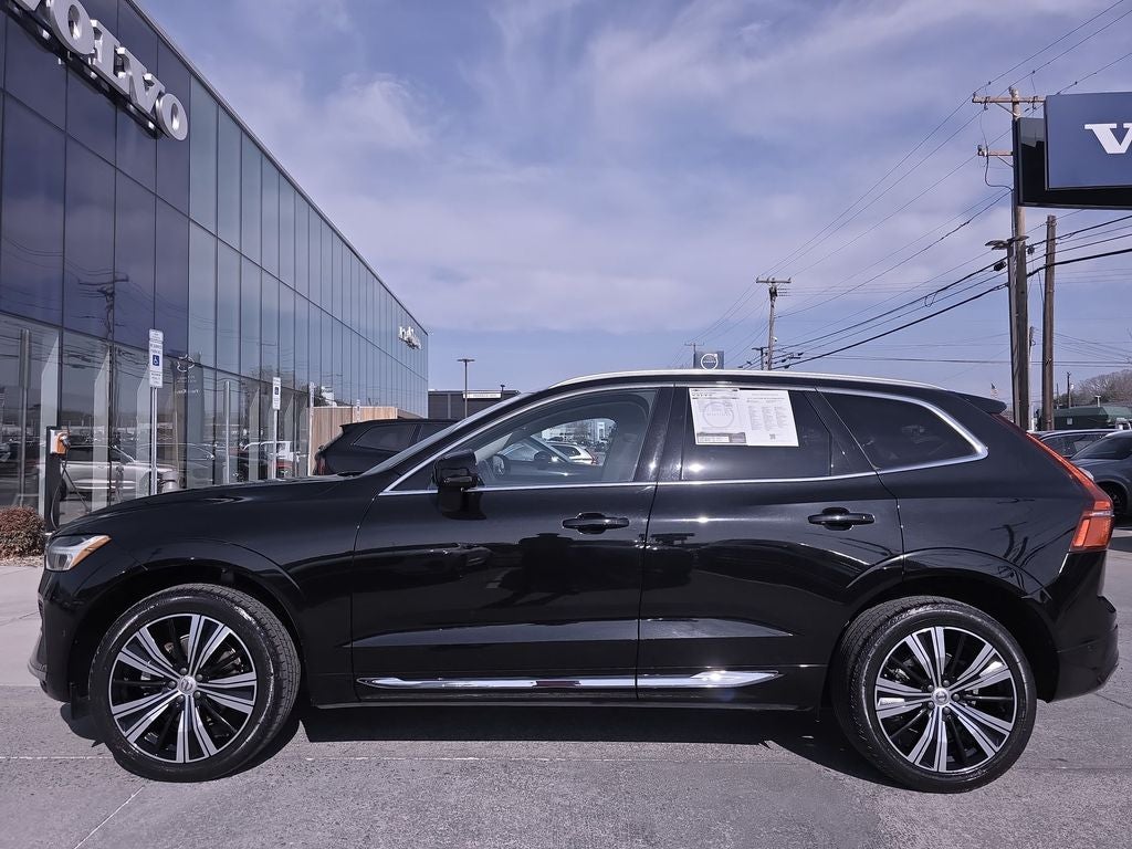 2023 Volvo XC60 B5 Plus Bright Theme